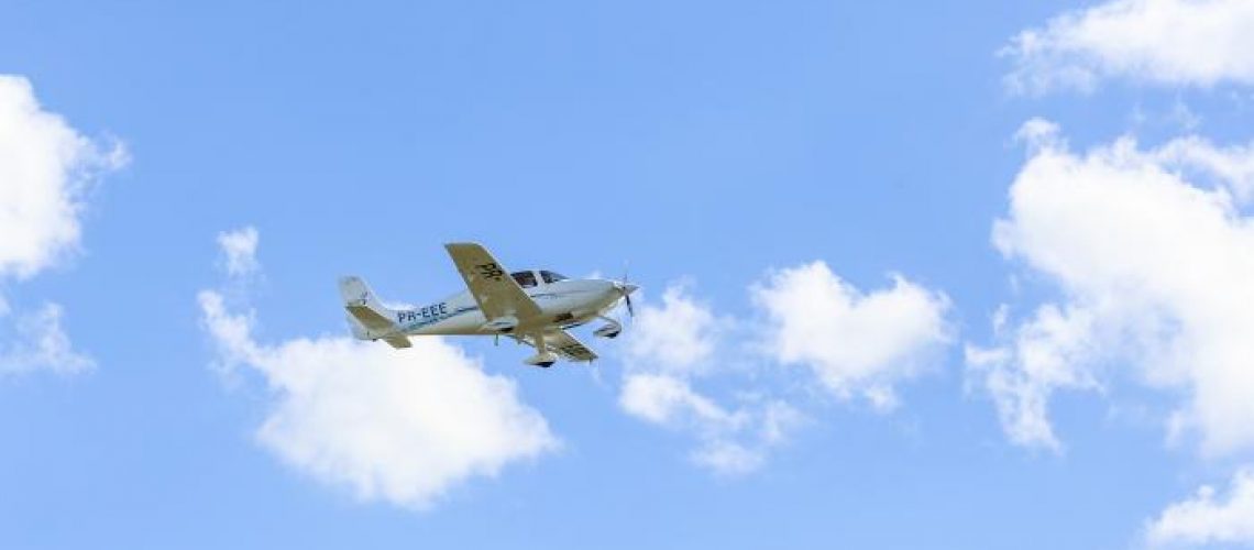 cirrus sr22 aeronave compartilhada porto alegre